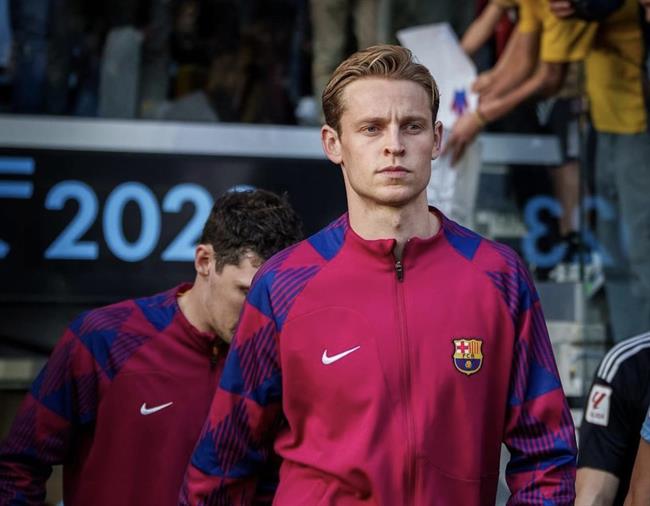 Frenkie de Jong chia sẻ bất ngờ về mức lương ở Barca 1